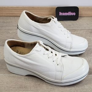 DANSKO WOMENS VEDA CANVAS RETRO SNEAKER WHITE 
